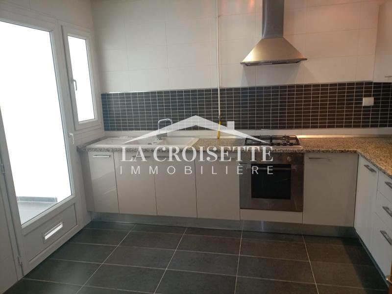 Appartement S+2 avec terrasse aux Berges du Lac 2